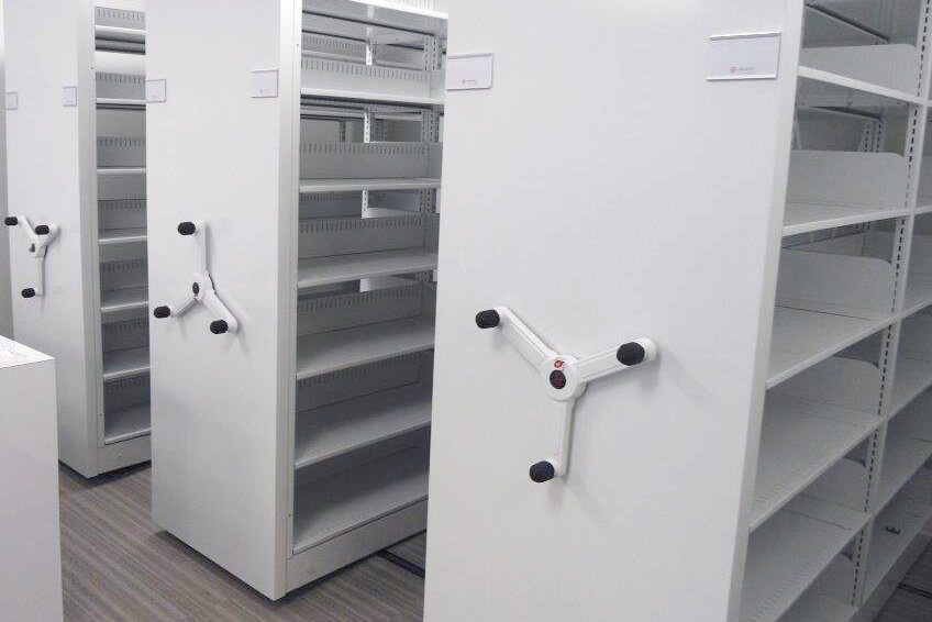 Solutions de stockage pour la pharmacie Jean Coutu.