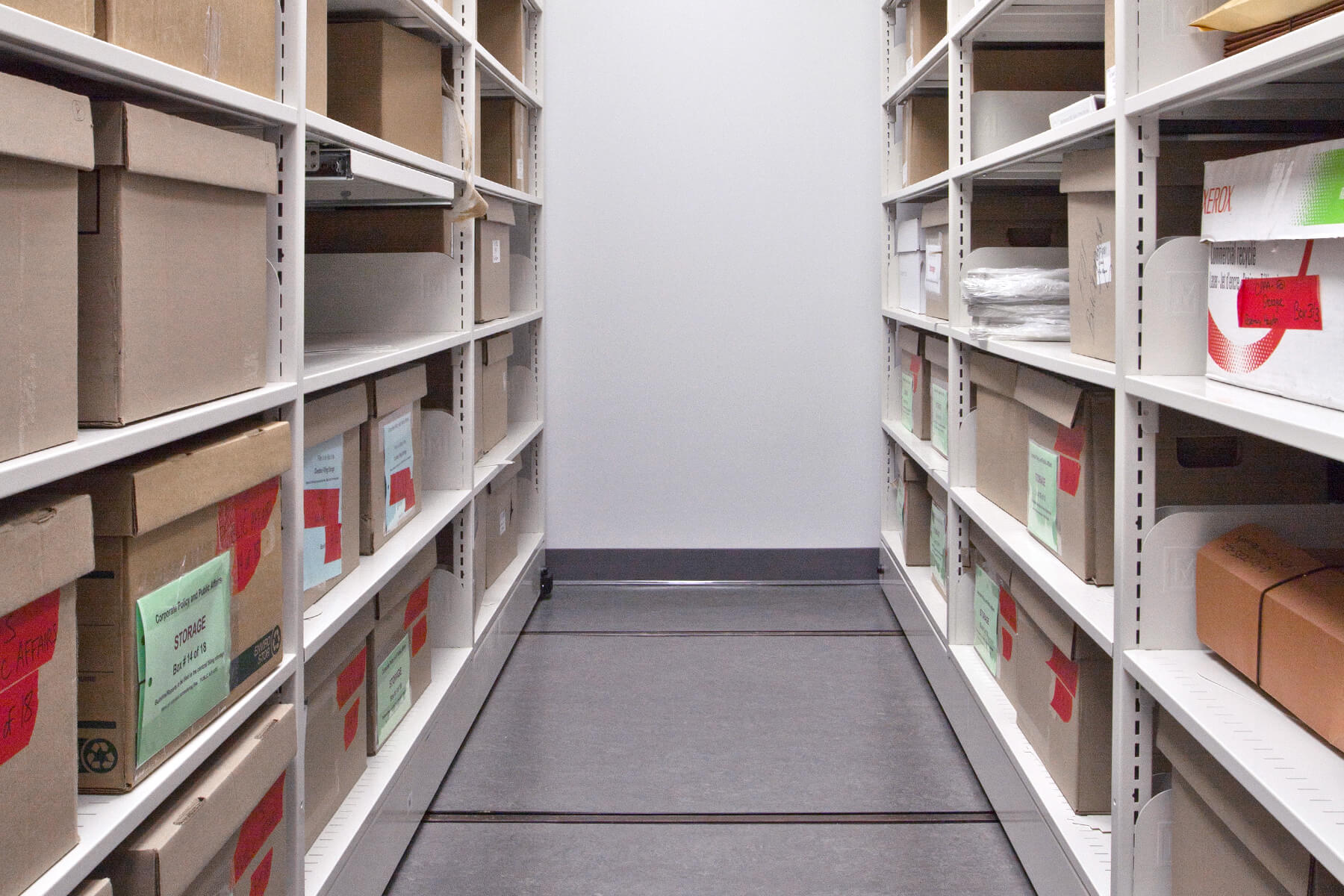 Systèmes de stockage pour la prison de Maricopa County.
